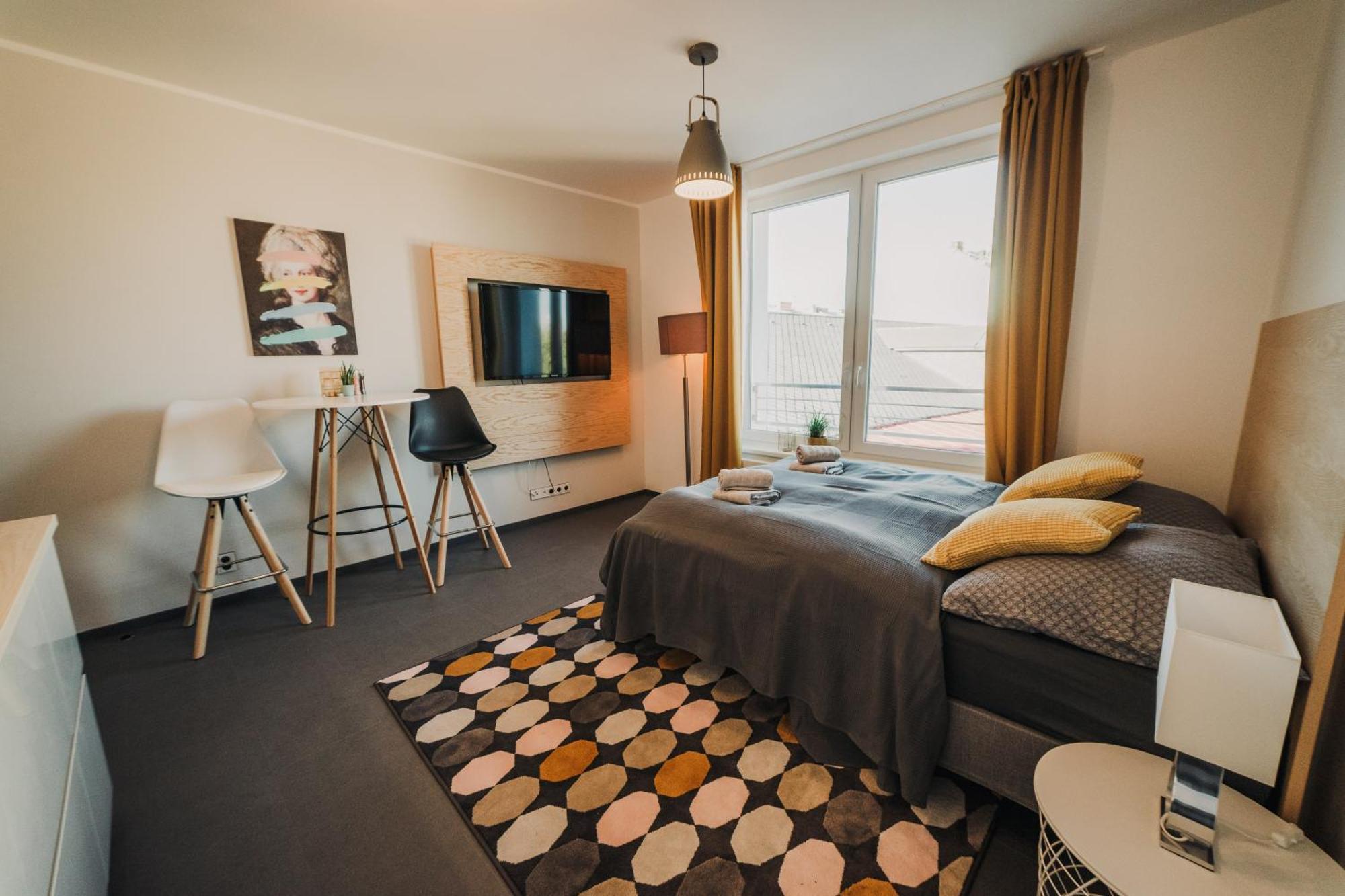 Citybeat Apartments, 400M From The Square プルゼニ エクステリア 写真