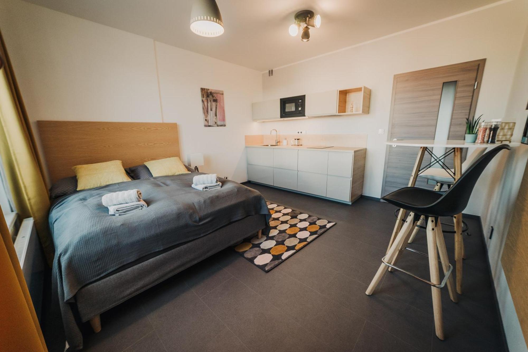 Citybeat Apartments, 400M From The Square プルゼニ エクステリア 写真