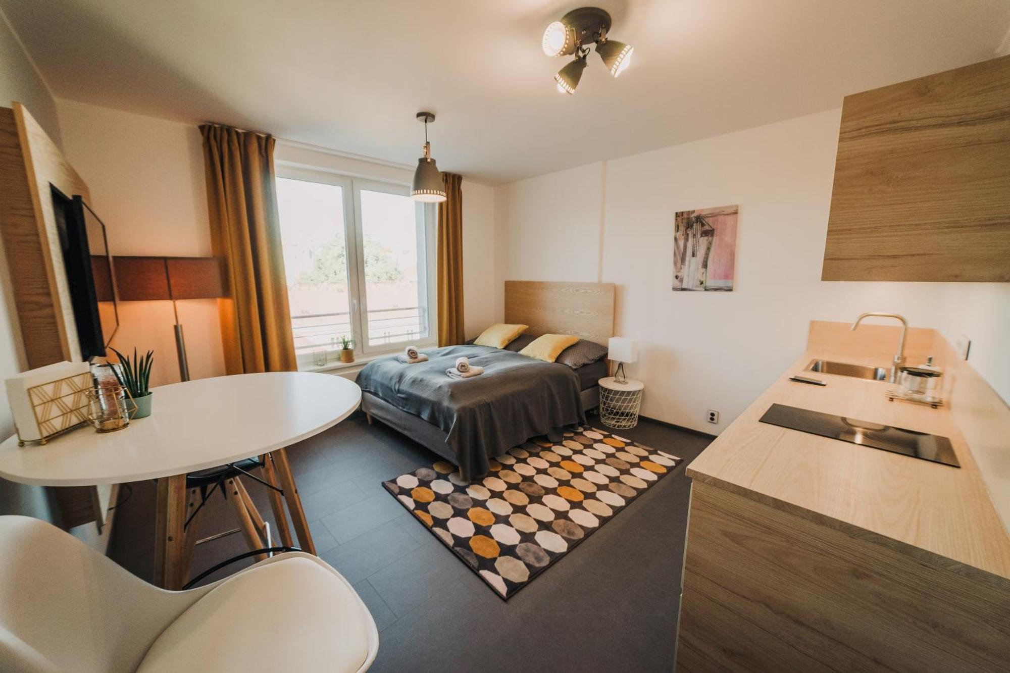 Citybeat Apartments, 400M From The Square プルゼニ エクステリア 写真